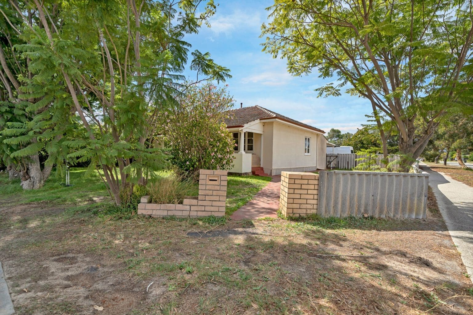 86 Sayer Street, Midland, WA 6056 AUS