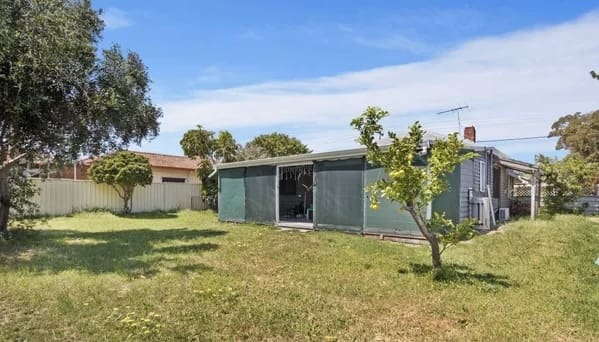 40 Jecks Street, Rockingham, WA 6168 AUS