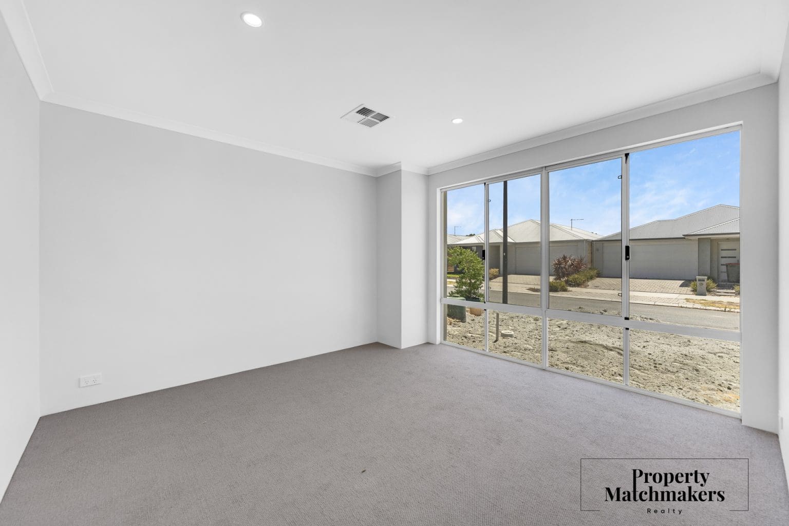 16 Sunstone Boulevard, Treeby, WA 6164 AUS