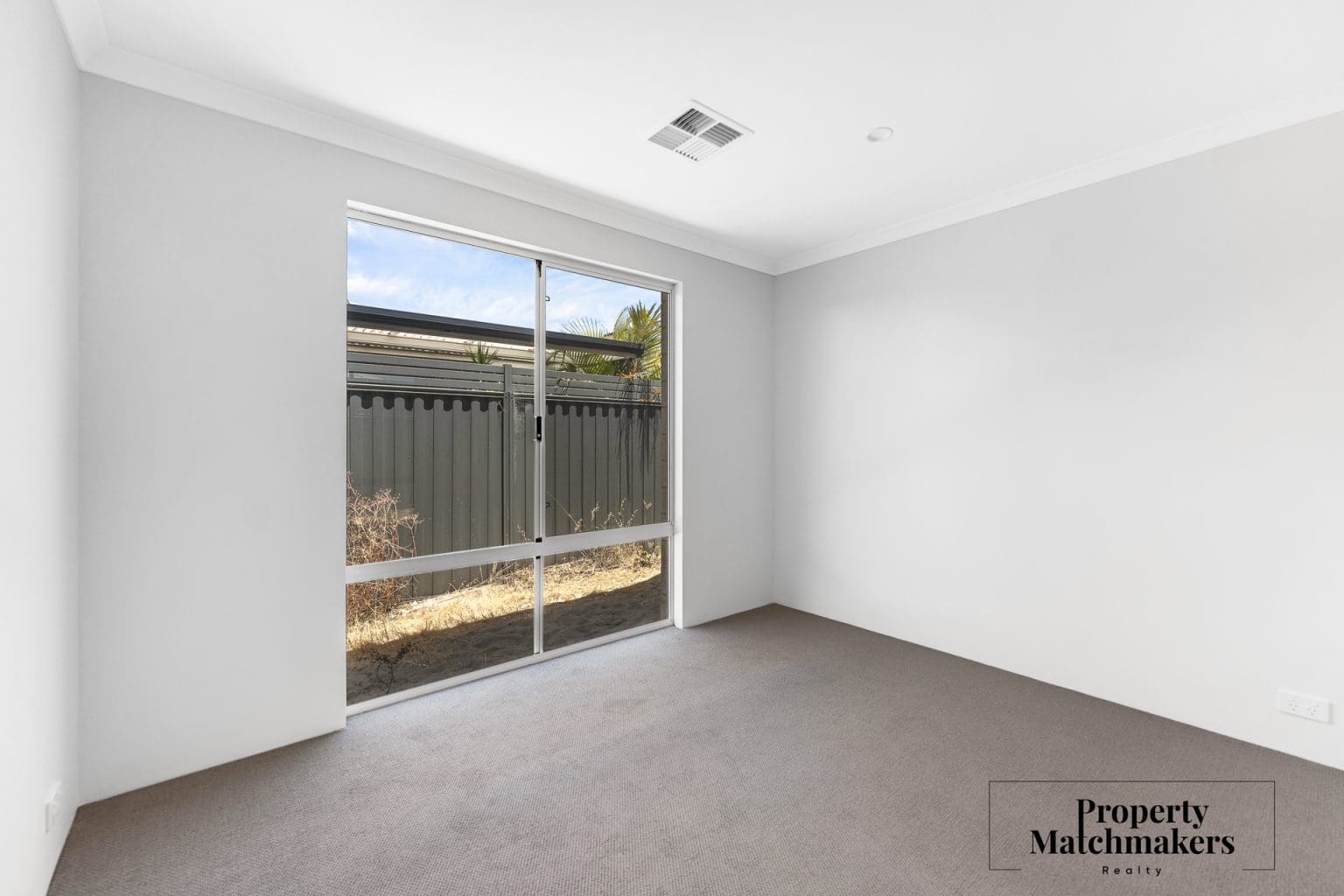 16 Sunstone Boulevard, Treeby, WA 6164 AUS