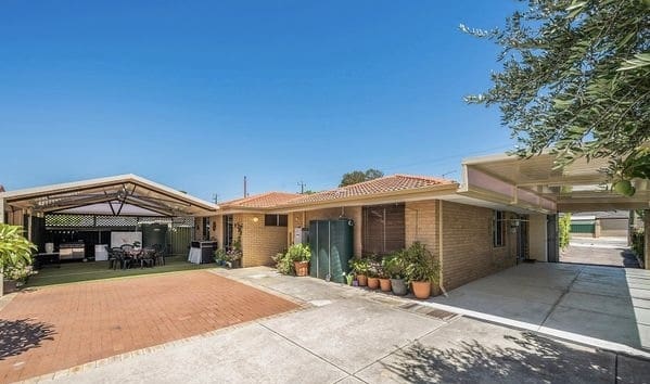 62 Wilfred Road, Thornlie, WA 6108 AUS