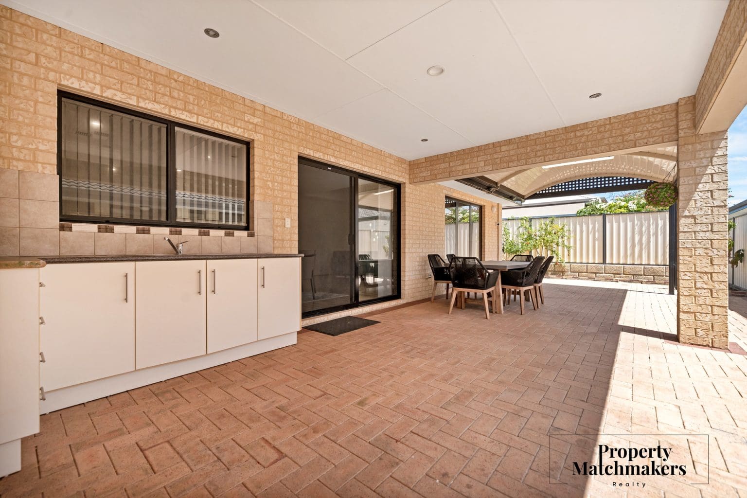 35 Napier Road, Morley, WA 6062 AUS