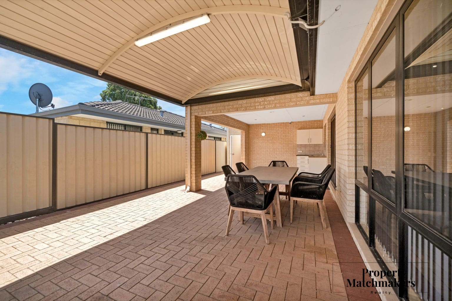 35 Napier Road, Morley, WA 6062 AUS