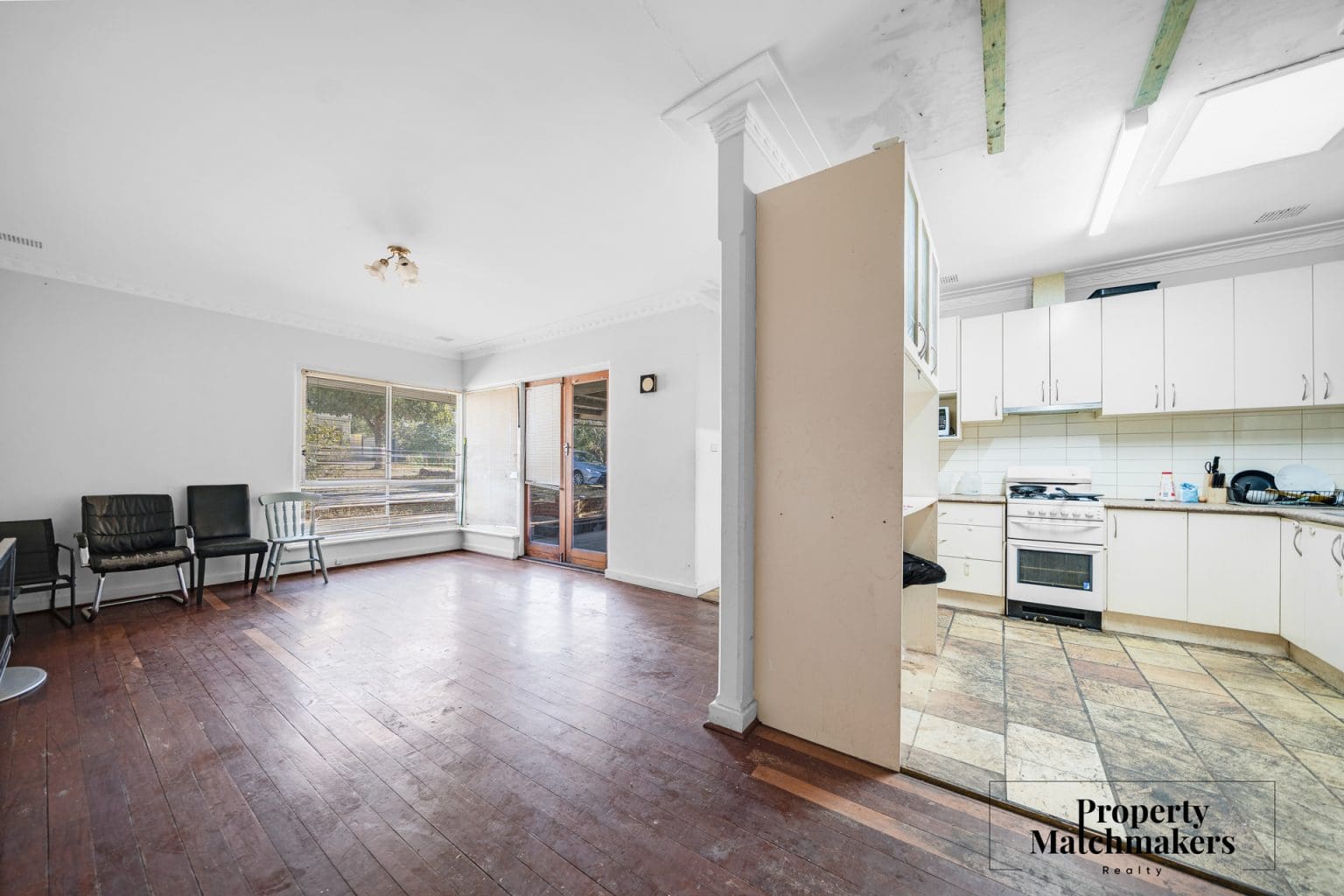 33 Mangini Street, Morley, WA 6062 AUS