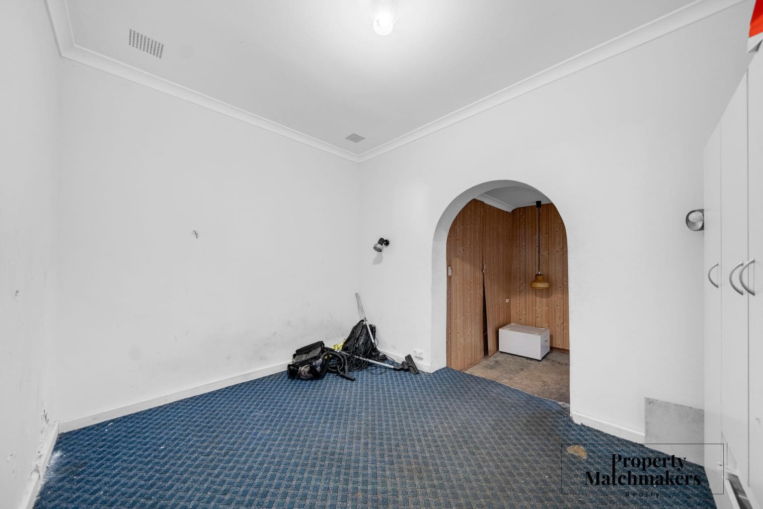 33 Mangini Street, Morley, WA 6062 AUS