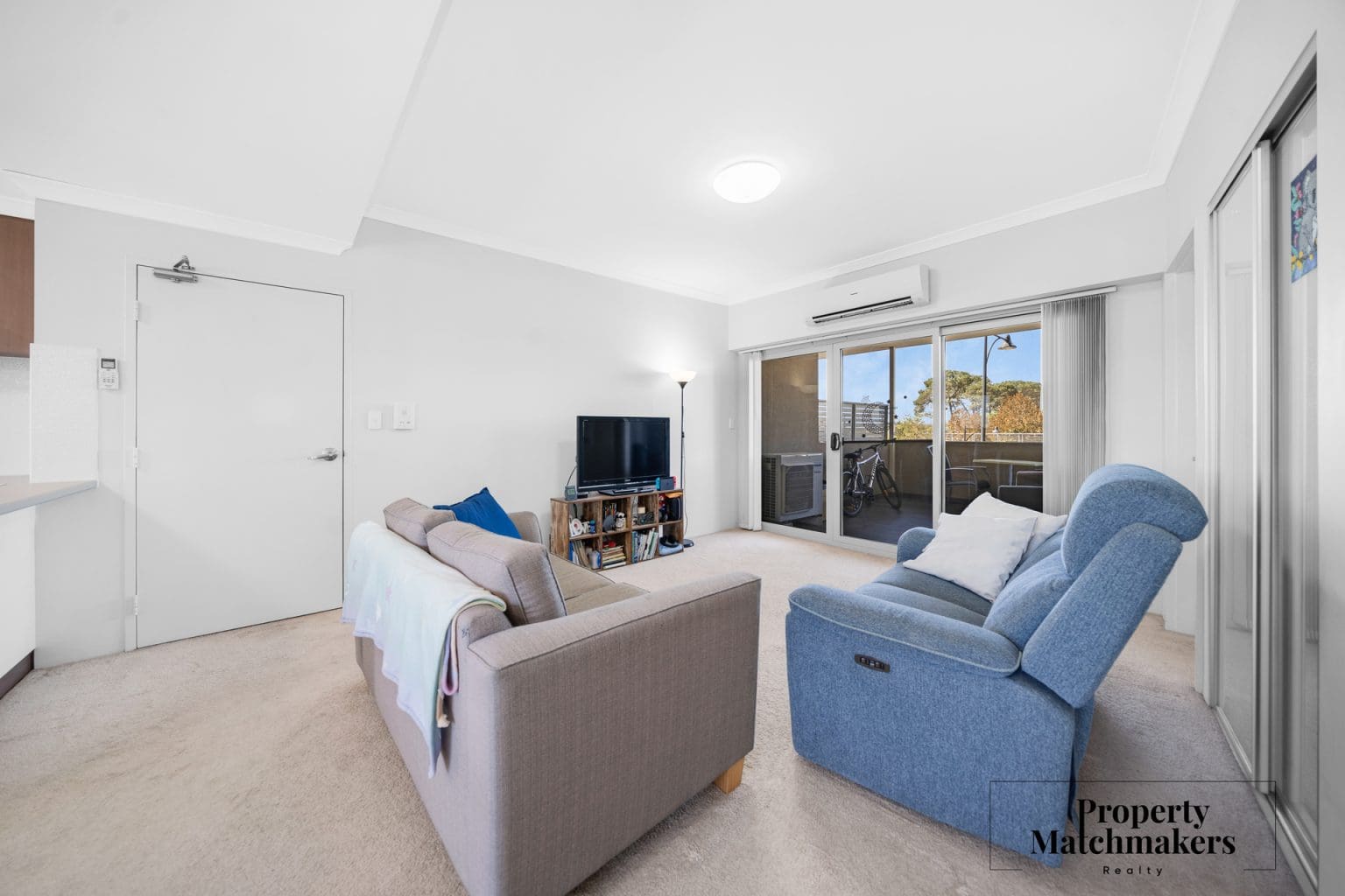 23/32 Congenial Loop, Atwell, WA 6164 AUS