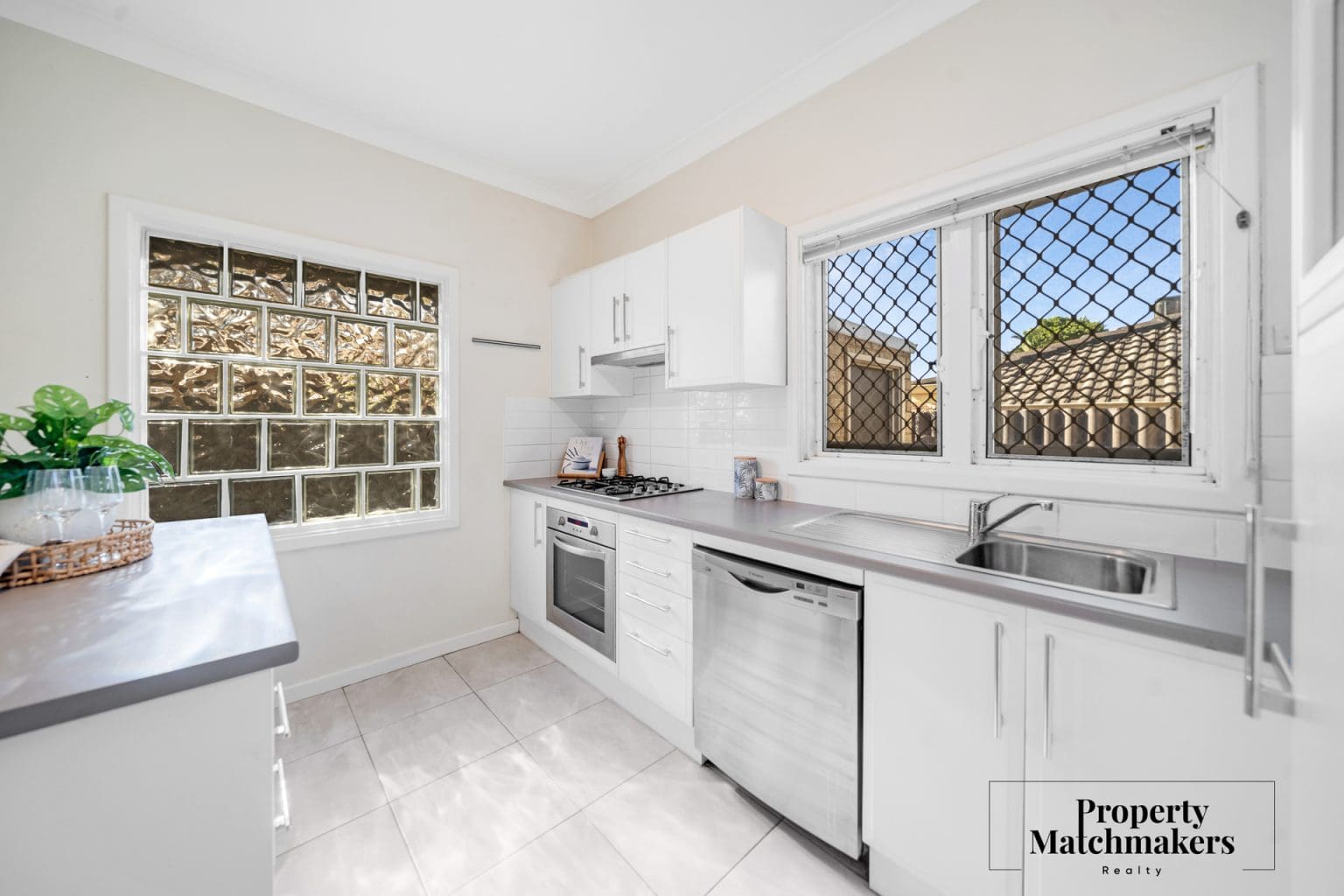 1/6 Valentine Avenue, Dianella, WA 6059 AUS