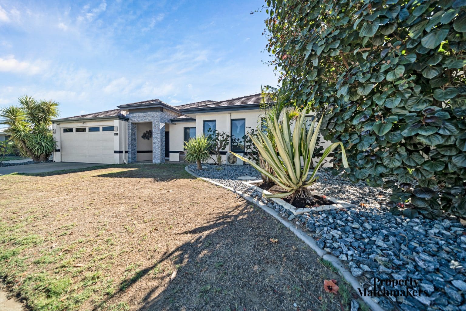 24 Colesbrook Drive, Byford, WA 6122 AUS