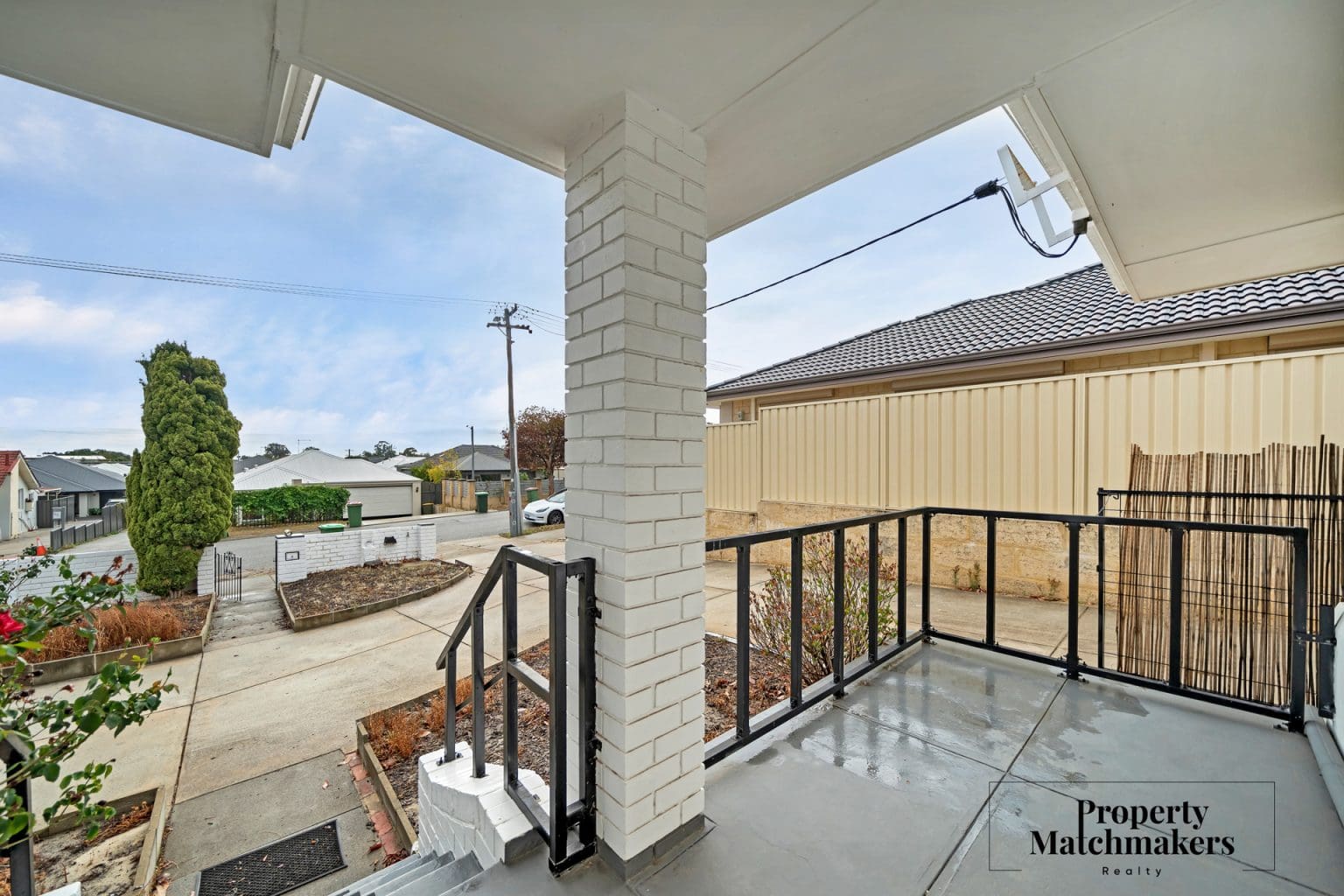 4 Aliffe Street, Morley, WA 6062 AUS