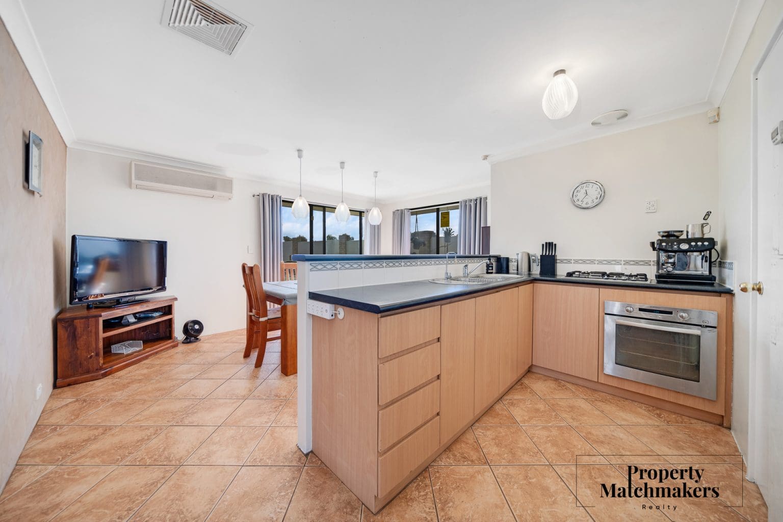 162 Patricia Street, Caversham, WA 6055 AUS