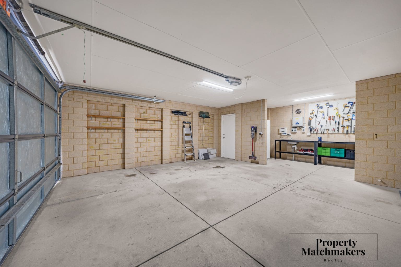 7 Catlidge Street, Ellenbrook, WA 6069 AUS