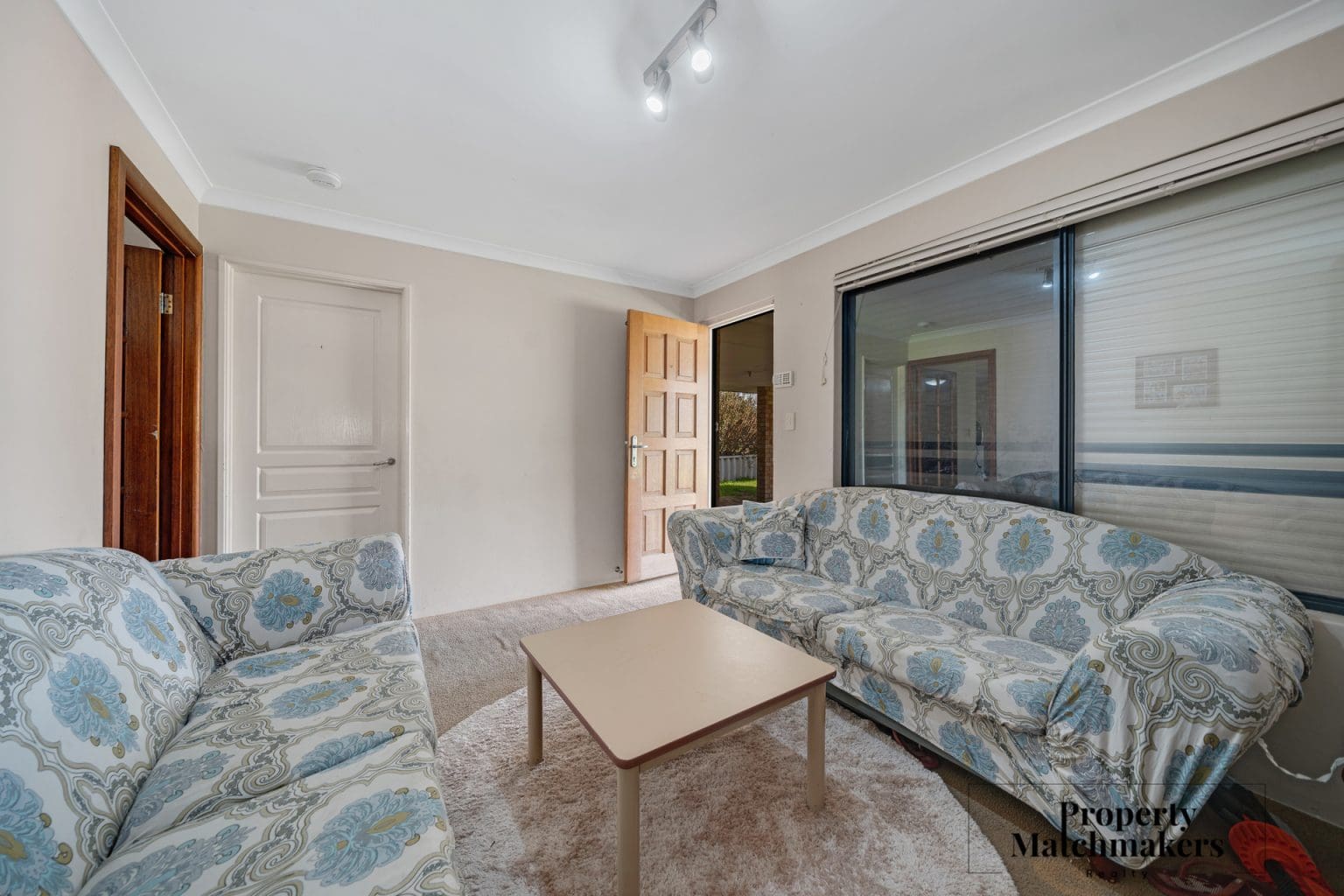 20 Lindeman Court, Waikiki, WA 6169 AUS