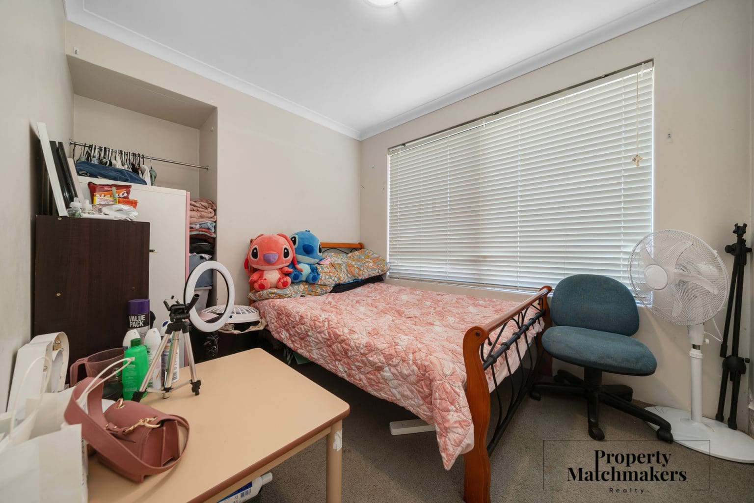 20 Lindeman Court, Waikiki, WA 6169 AUS