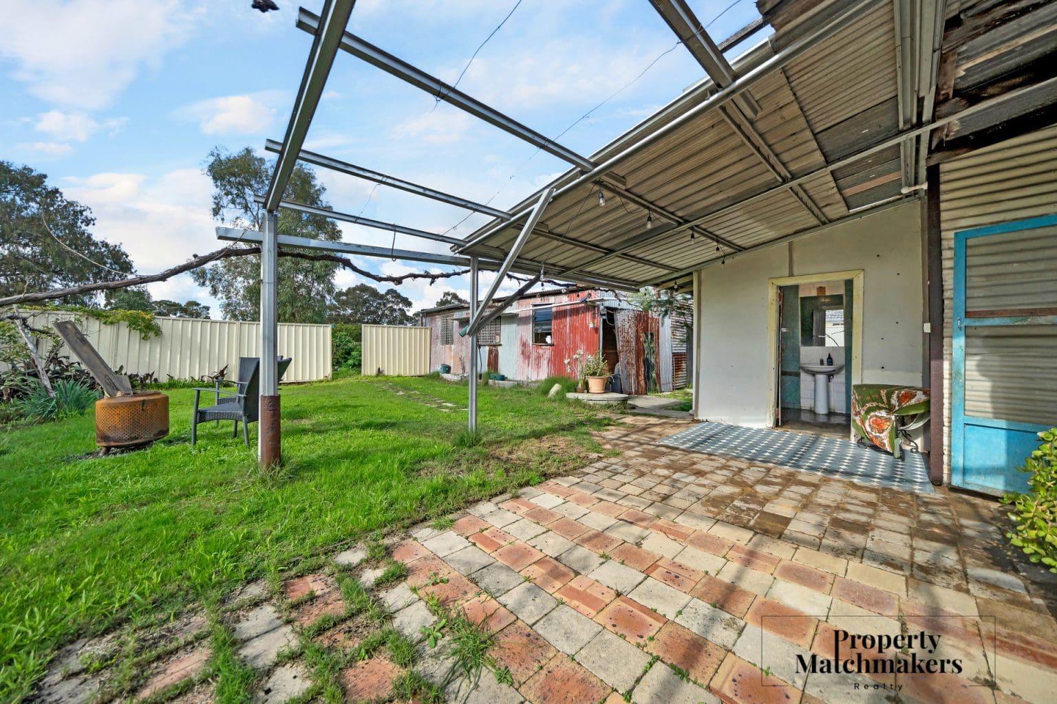 9 Hodges Street, Middle Swan, WA 6056 AUS