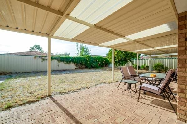 8 Finch Close, Langford, WA 6147 AUS