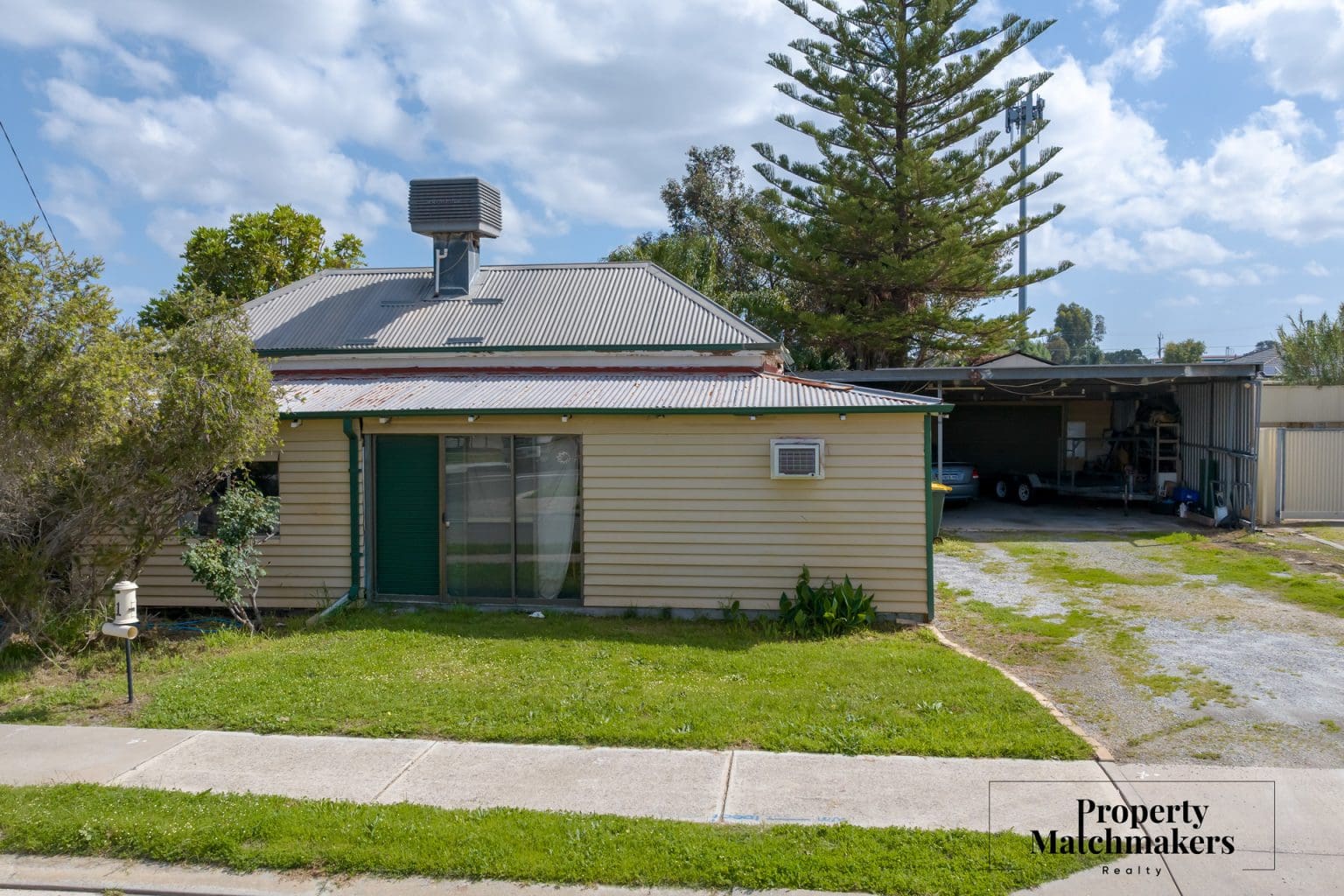 1 Afric Street, Middle Swan, WA 6056 AUS