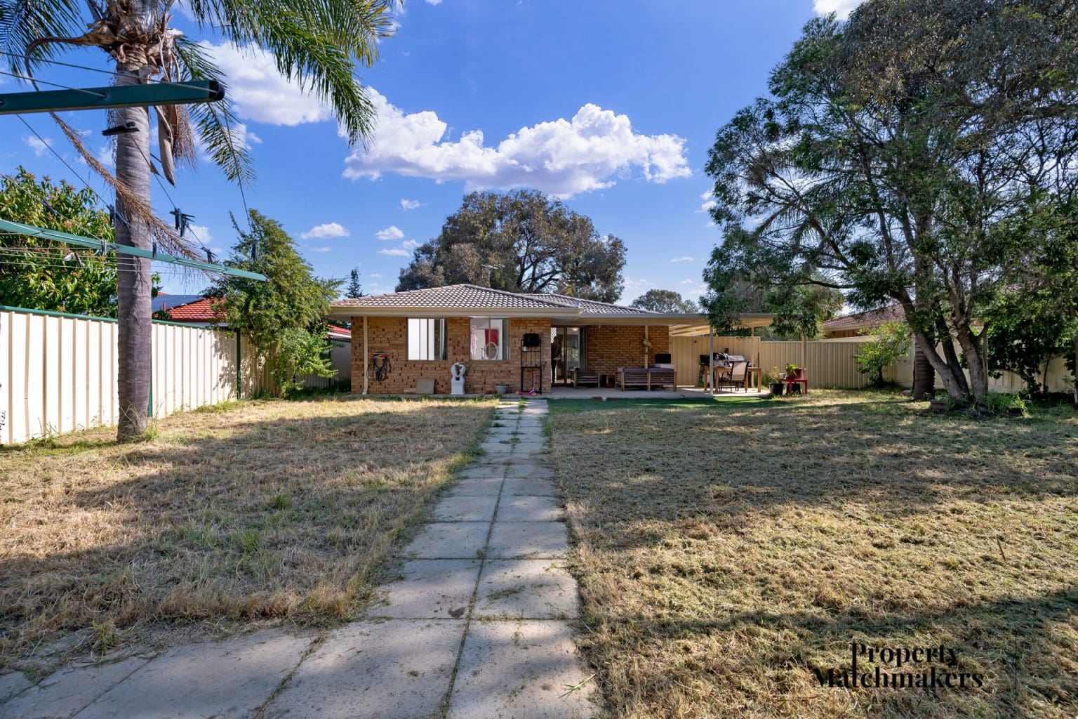 26 Chadwick Parade, Brookdale, WA 6112 AUS