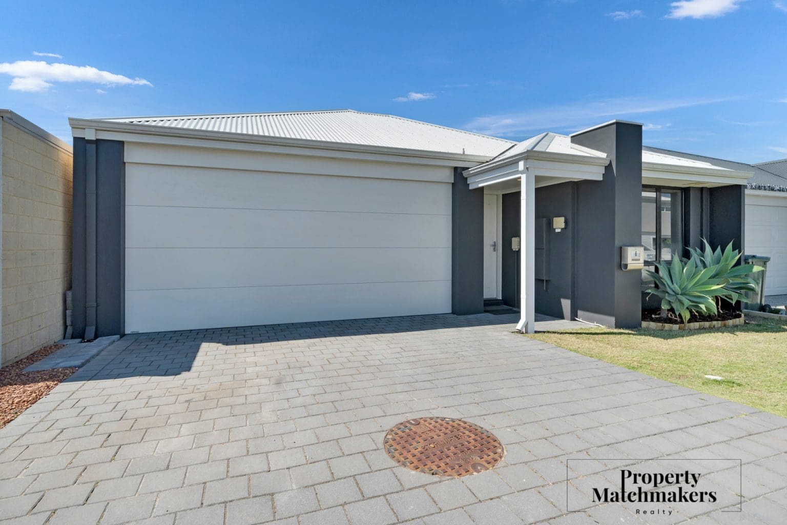 6 Castlereagh Way, Brabham, WA 6055 AUS