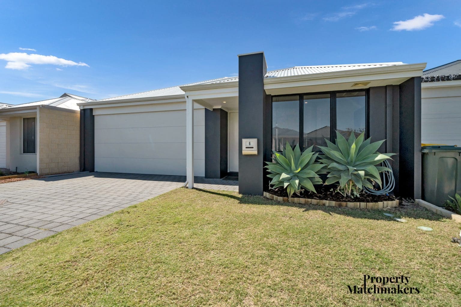 6 Castlereagh Way, Brabham, WA 6055 AUS