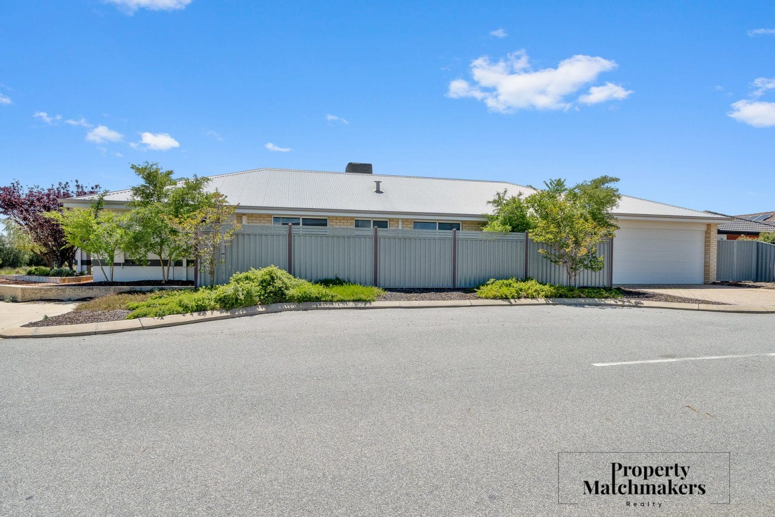 26 Wellman Avenue, Piara Waters, WA 6112 AUS