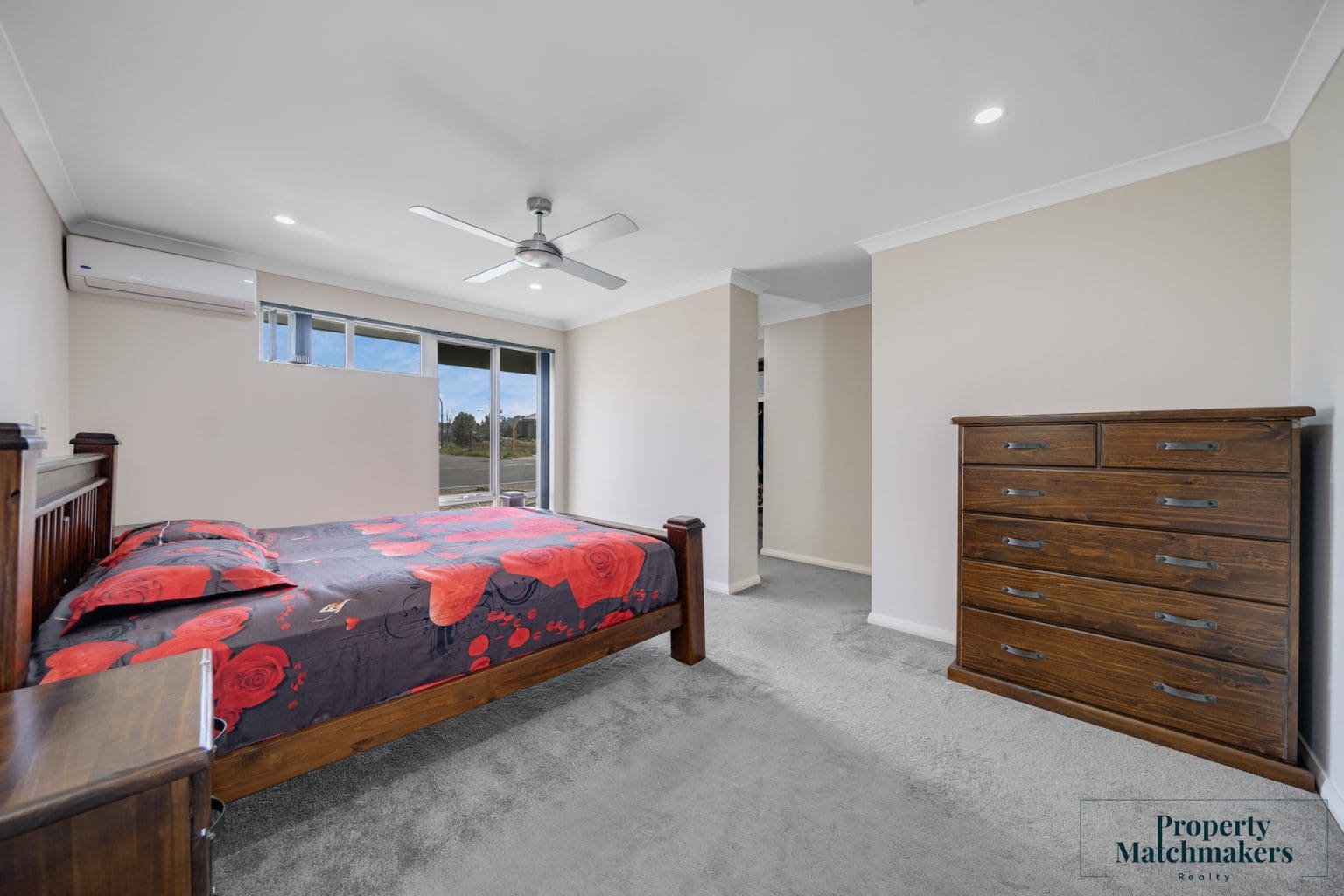 8 Verbana Drive, Aveley, WA 6069 AUS