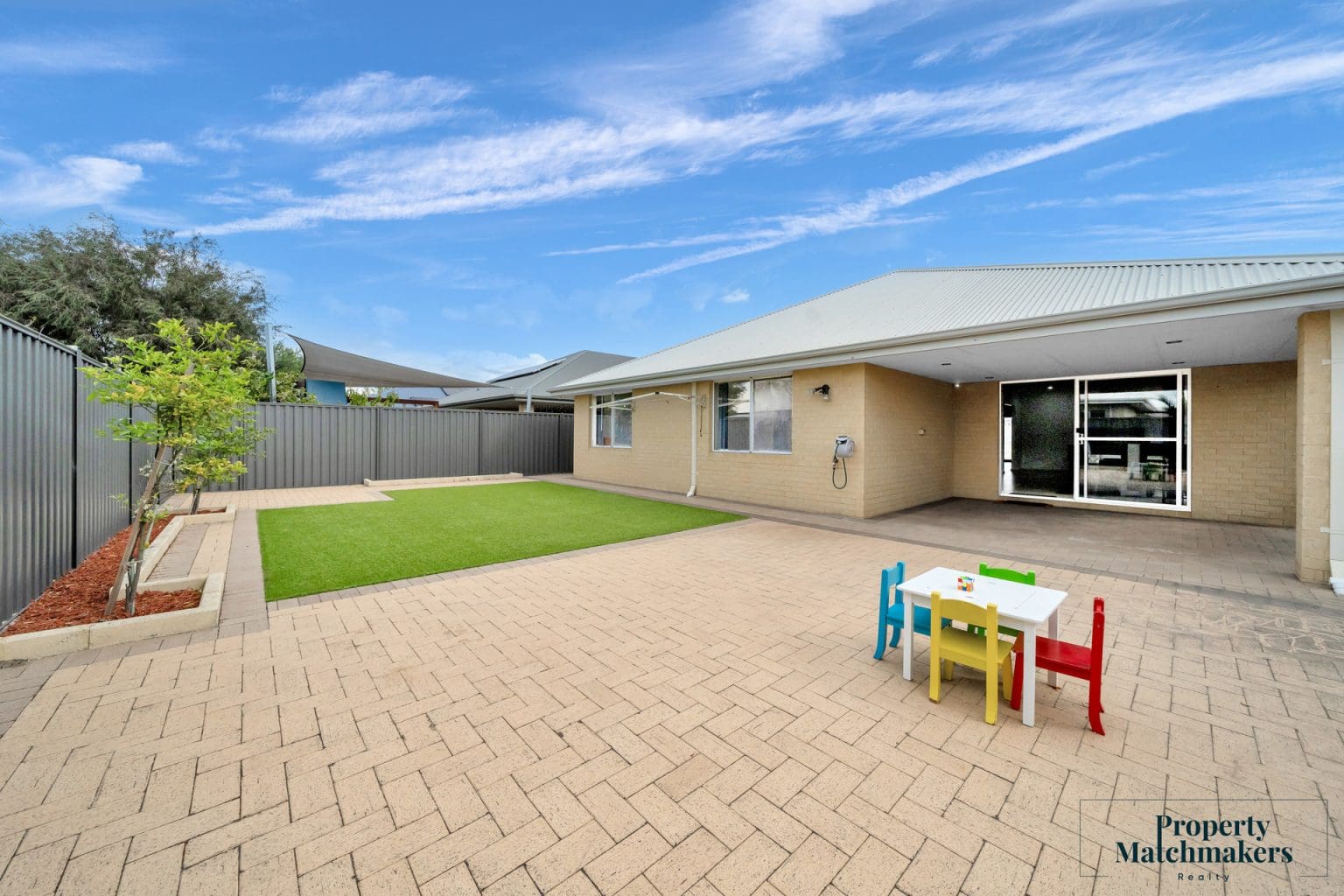 8 Verbana Drive, Aveley, WA 6069 AUS