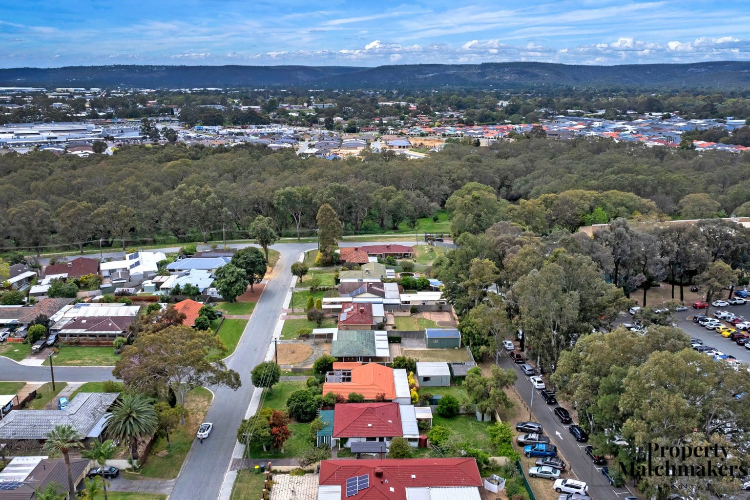 11 Spelhurst Terrace, Thornlie, WA 6108 AUS