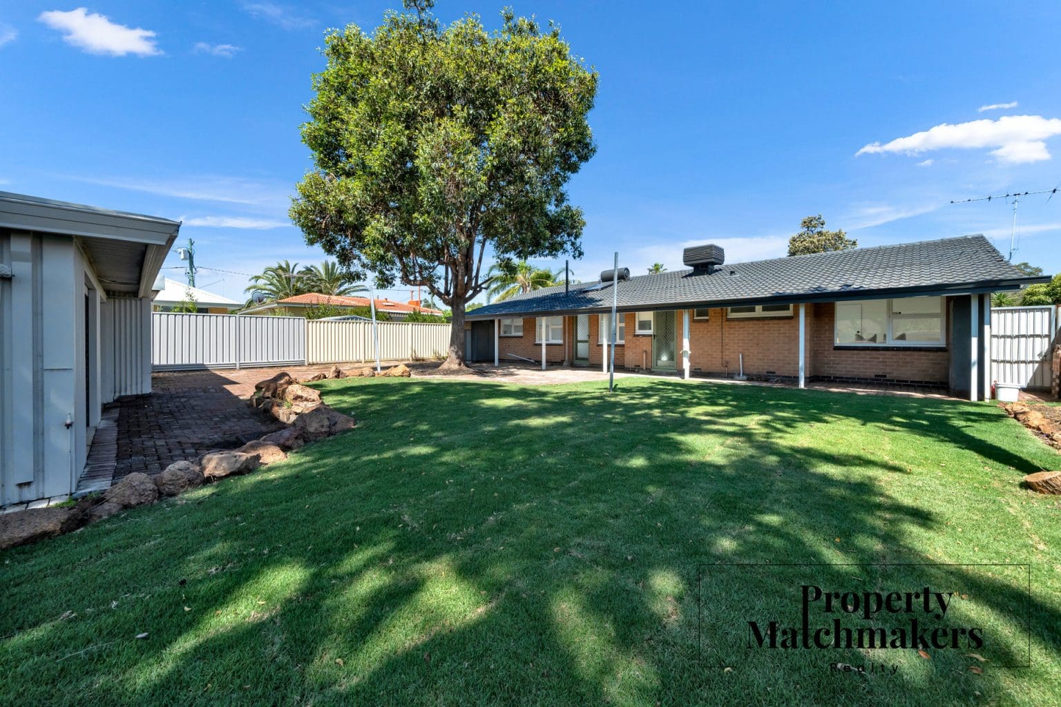 3 Corbett Street, Gosnells, WA 6110 AUS