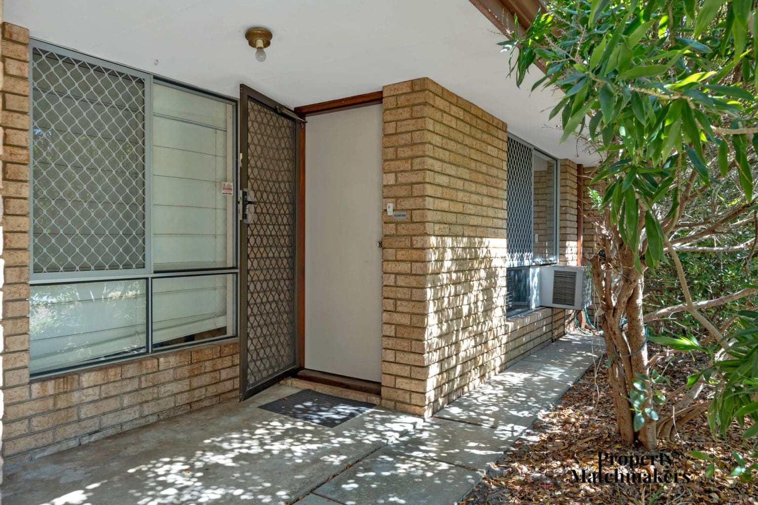 2/395 Beechboro Road North, Morley, WA 6062 AUS