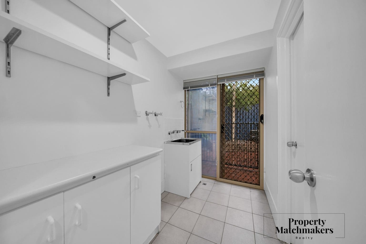 8a Bellona Place, Willetton, WA 6155 AUS