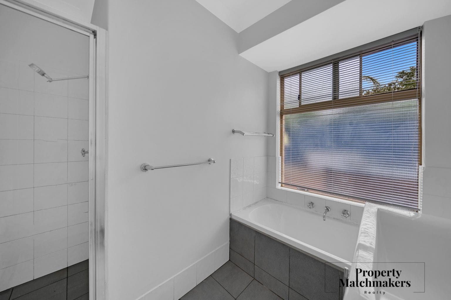 8a Bellona Place, Willetton, WA 6155 AUS