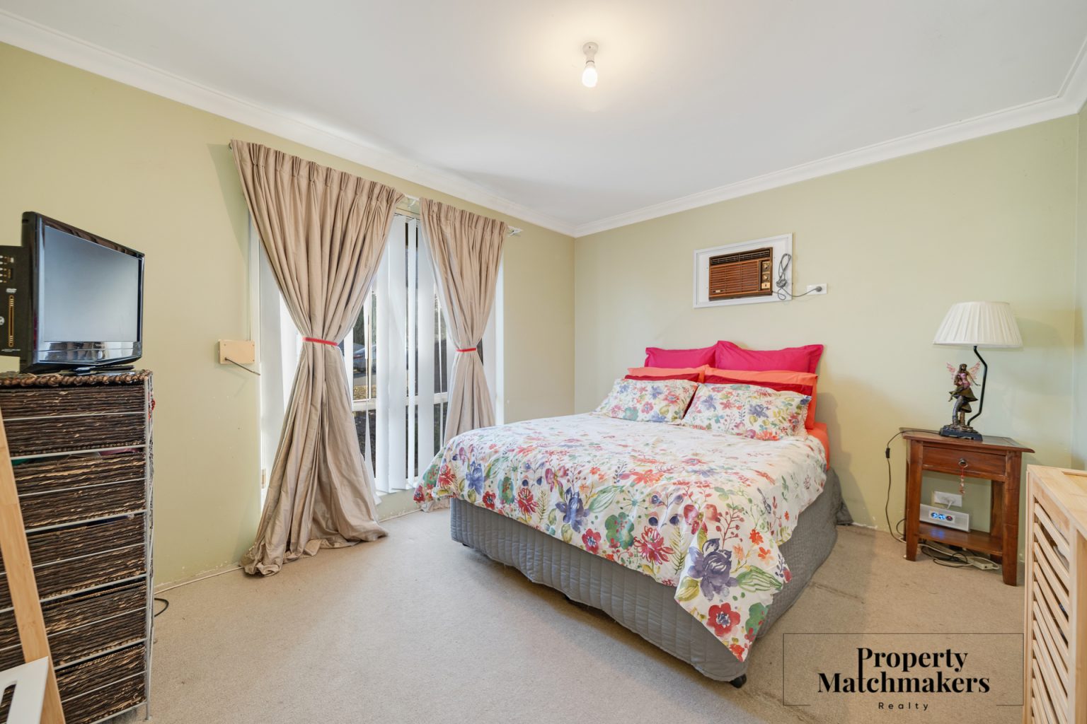 20 Sproxton Way, Embleton, WA 6062 AUS