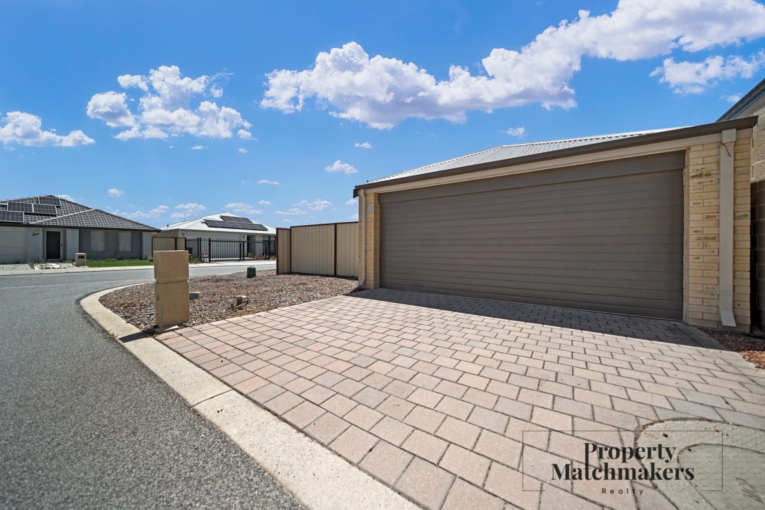 10 Willet Lane, Gosnells, WA 6110 AUS