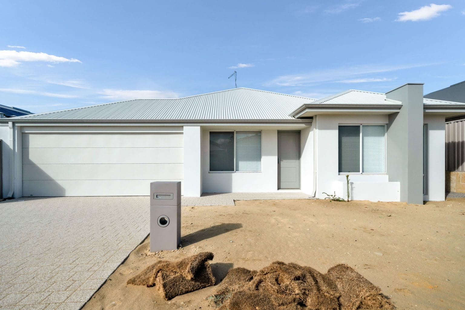 11 Eremophila Street, Sinagra, WA 6065 AUS