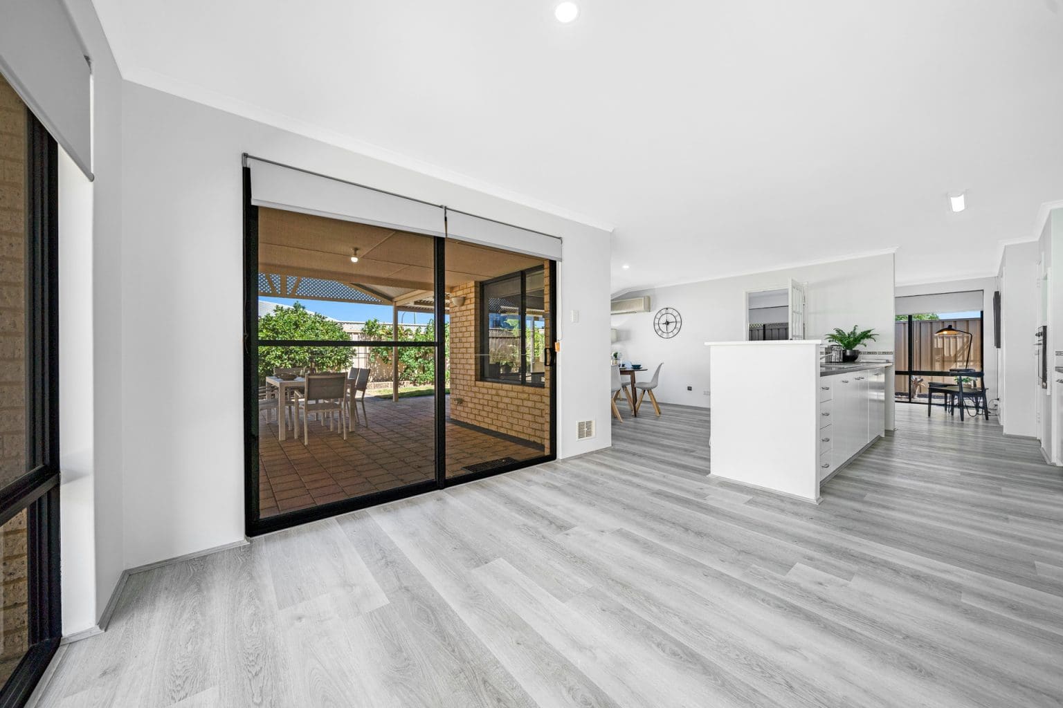 24 Greenland Boulevard, Canning Vale, WA 6155 AUS