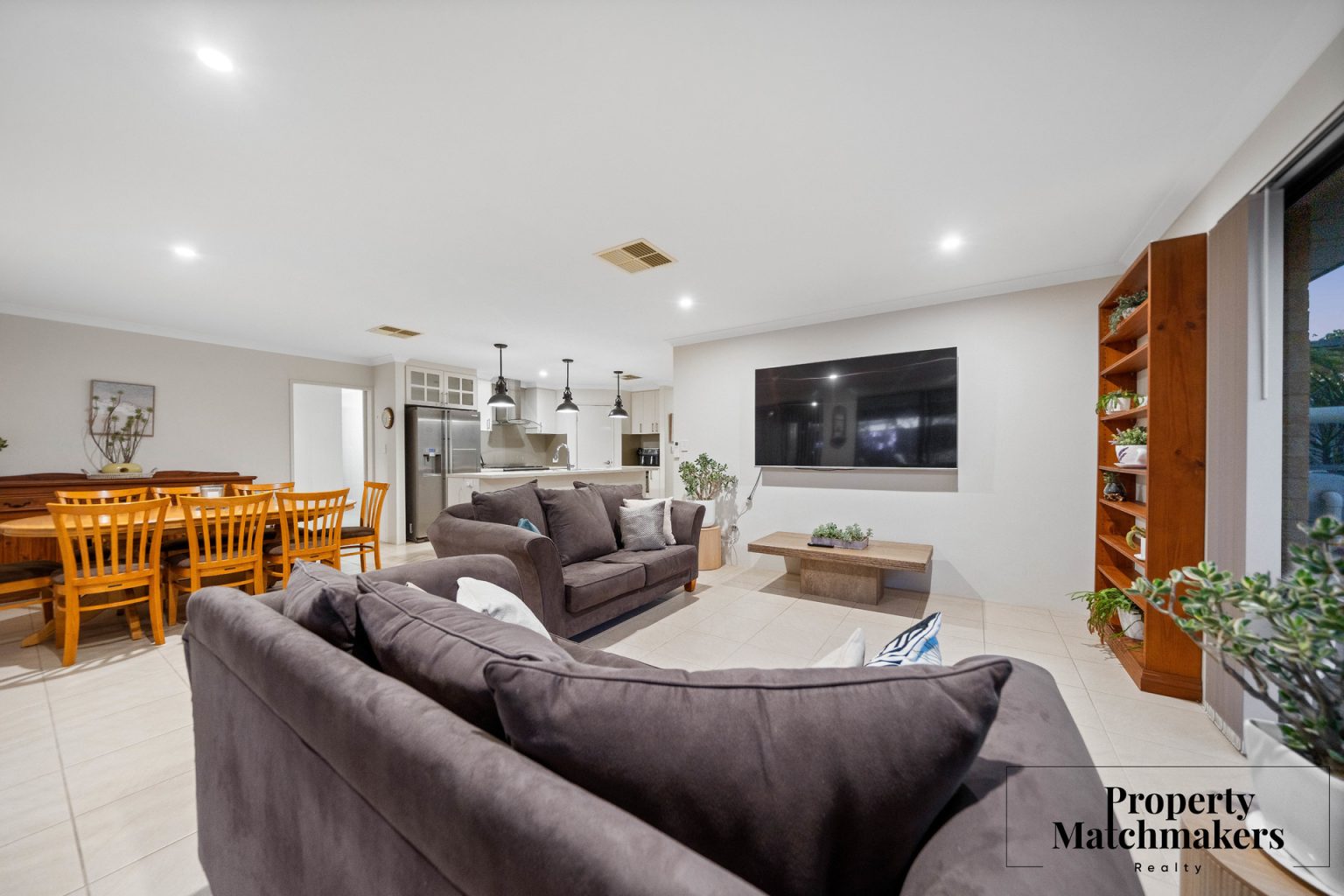 11 Heaton Road, Brabham, WA 6055 AUS