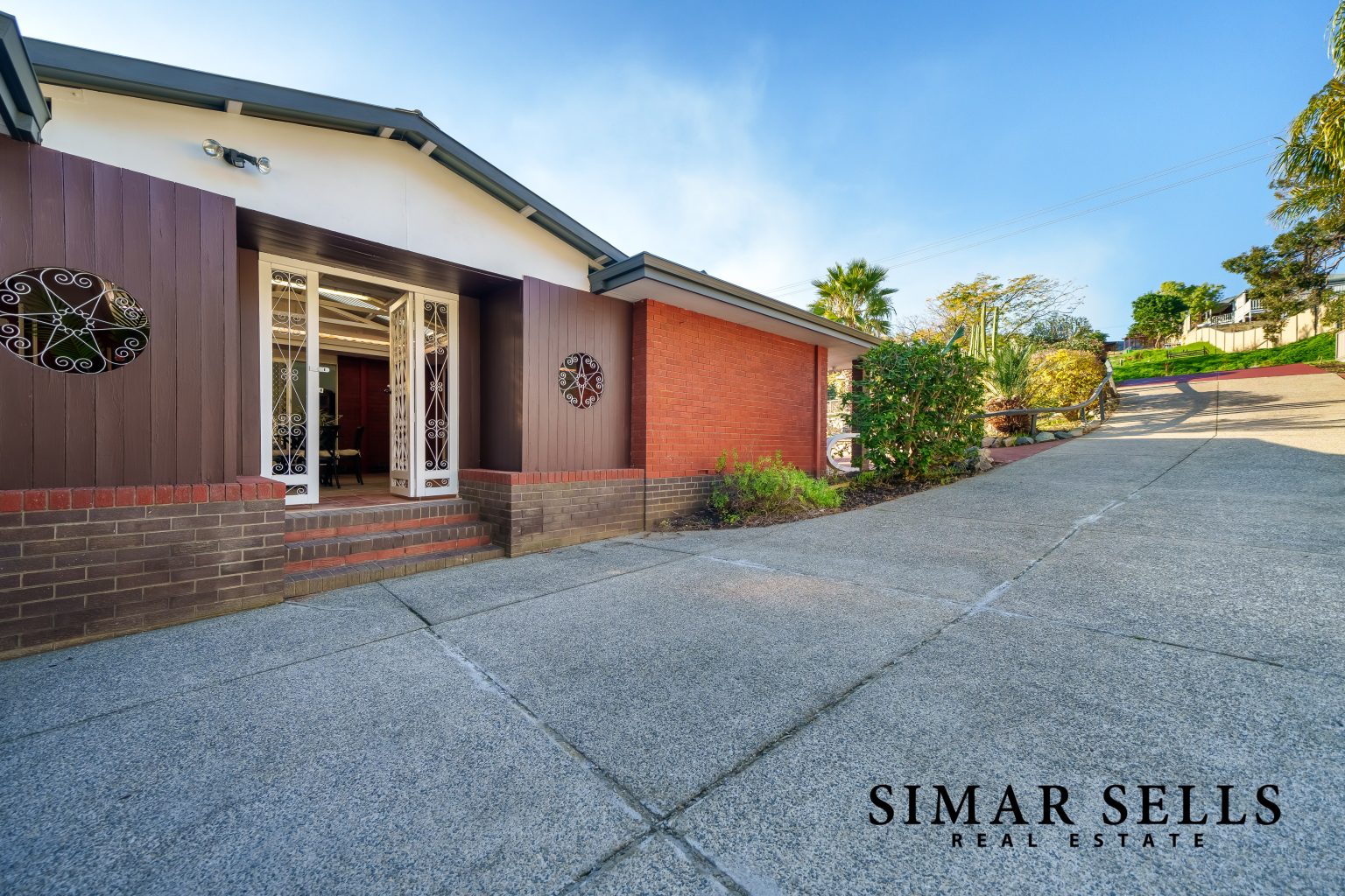 21 Glenlea Drive, HELENA VALLEY, WA 6056 AUS