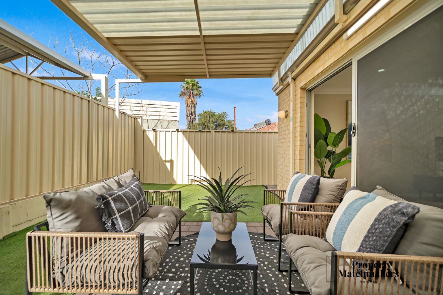 2B Playden Way, Balga, WA 6061 AUS