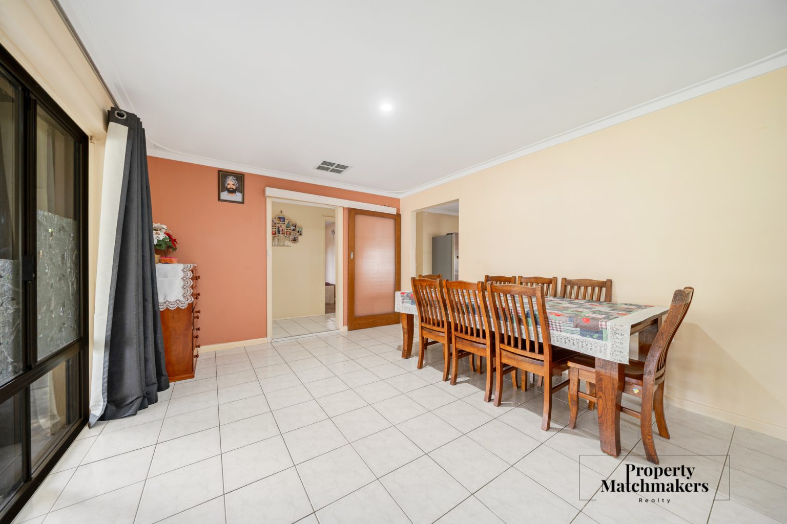 18 Romney Street, Beckenham, WA 6107 AUS