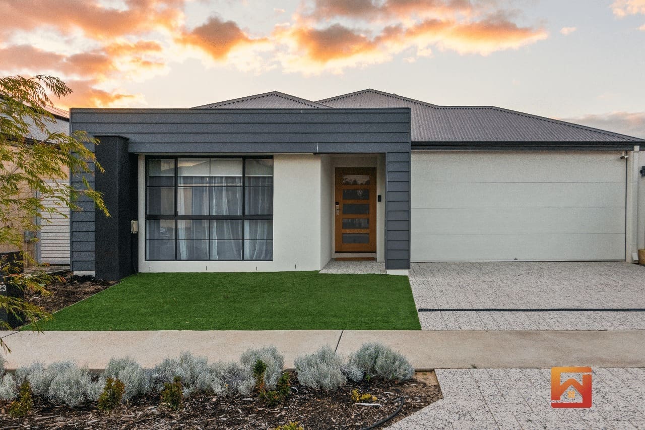 23 Zircon Street, Treeby, WA 6164 AUS