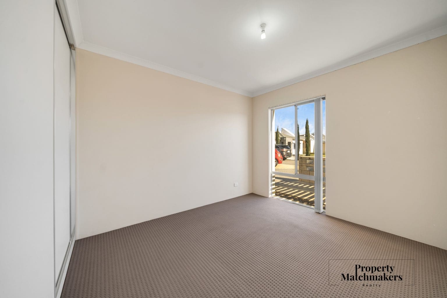3/64 Dowitcher Loop, Gosnells, WA 6110 AUS