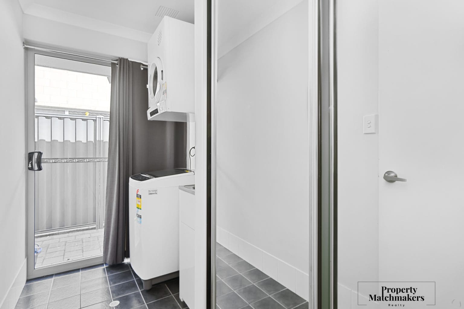 47 Tramontane Approach, Dayton, WA 6055 AUS
