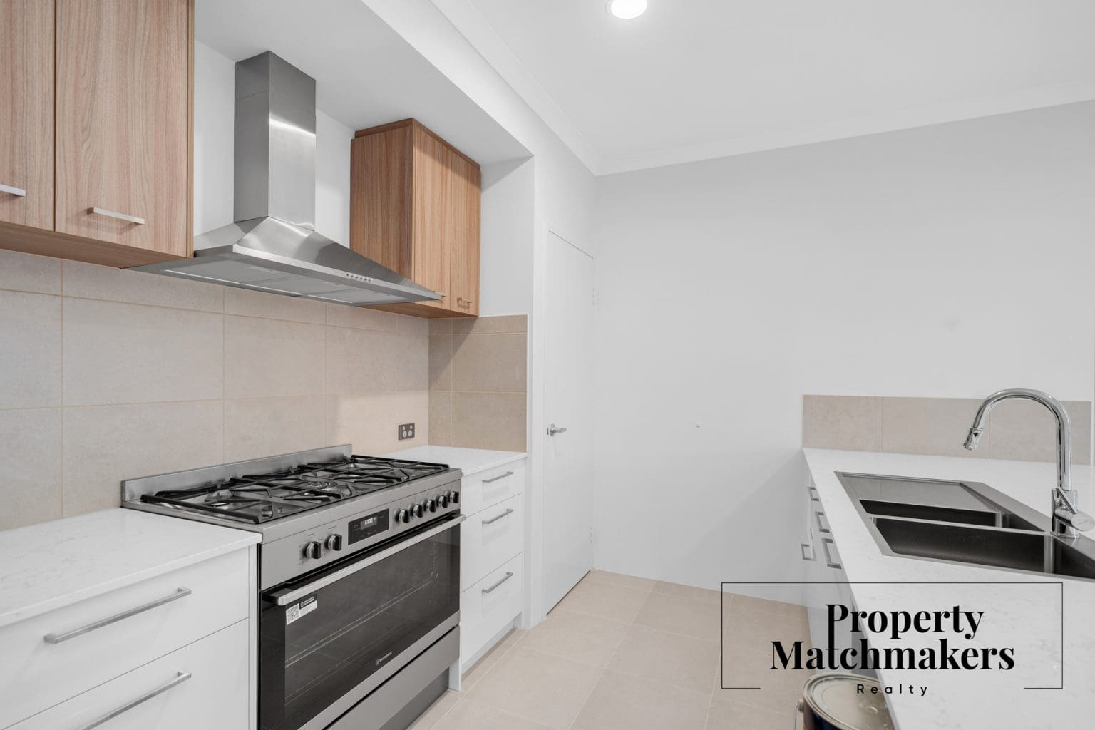 105 Lycaste Parade, Treeby, WA 6164 AUS