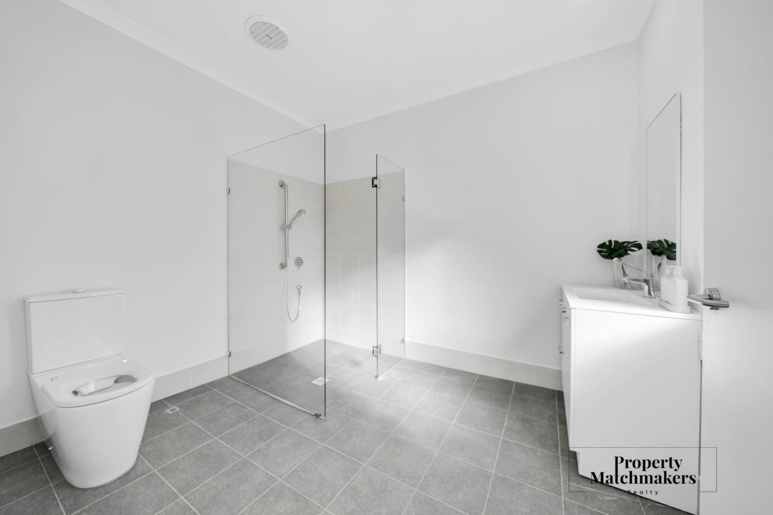 22 Saltriver Street, Ellenbrook, WA 6069 AUS