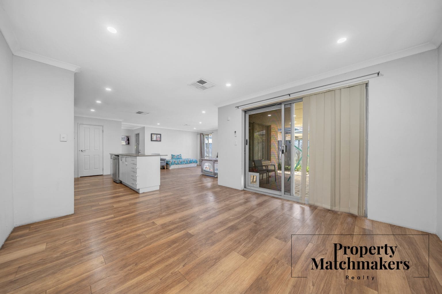 18 Sunstone Drive, Wellard, WA 6170 AUS