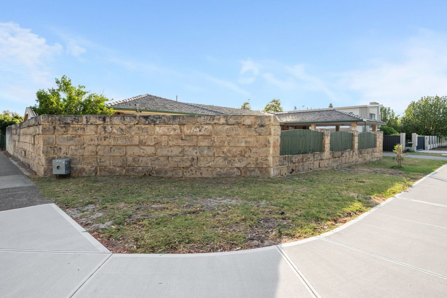 13 Verton Drive, Shelley, WA 6148 AUS