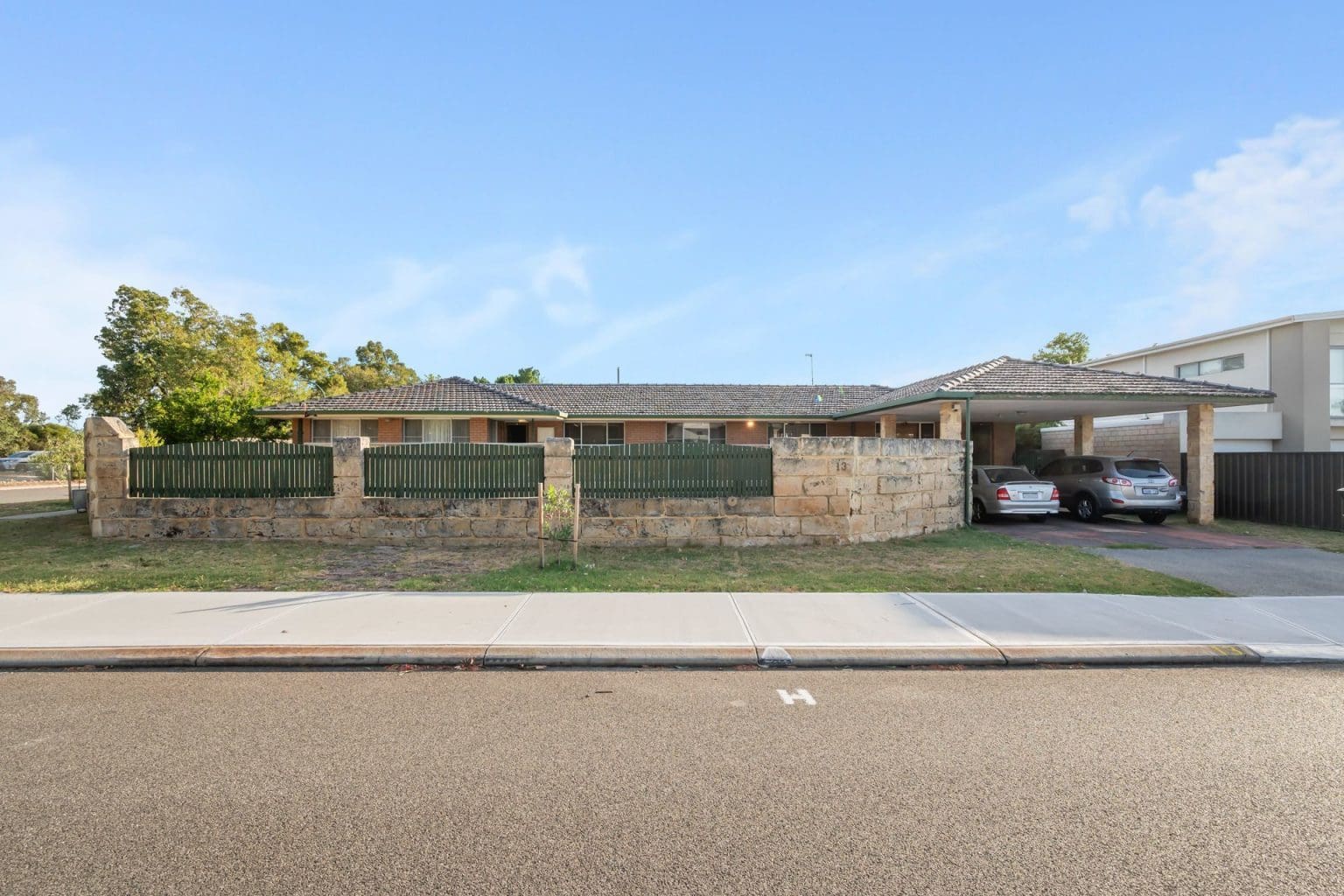 13 Verton Drive, Shelley, WA 6148 AUS