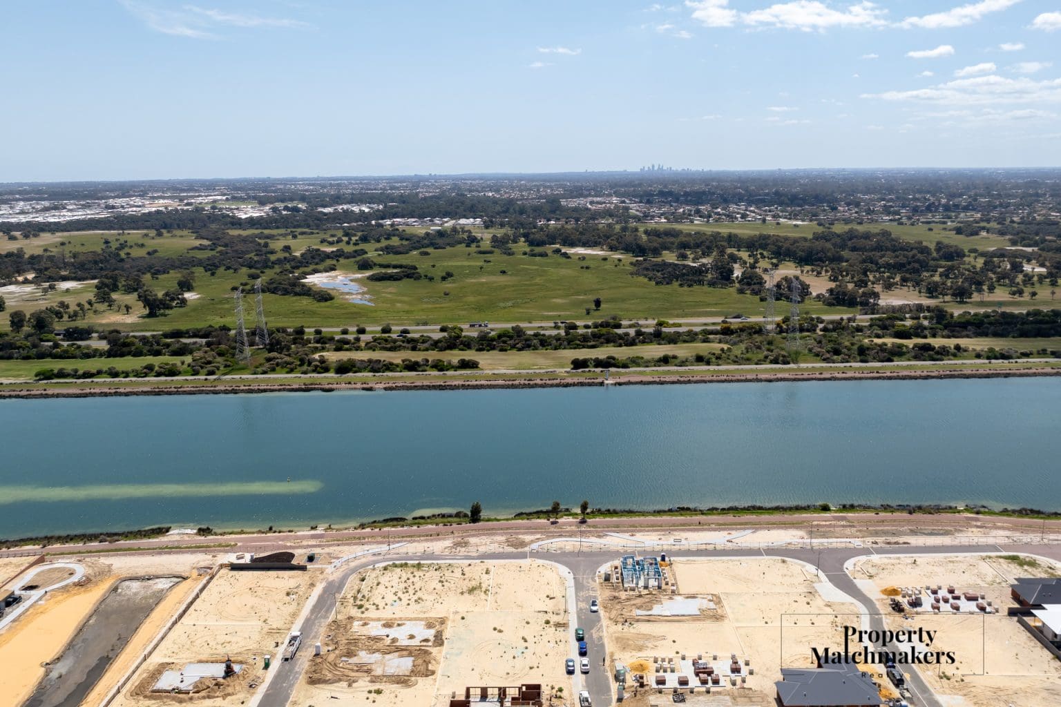 18 Angove Way, Champion Lakes, WA 6111 AUS