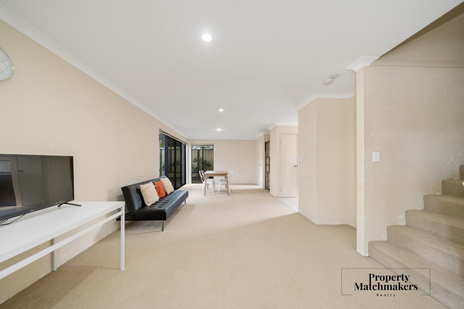 8/2 Bortolo Drive, Greenfields, WA 6210 AUS