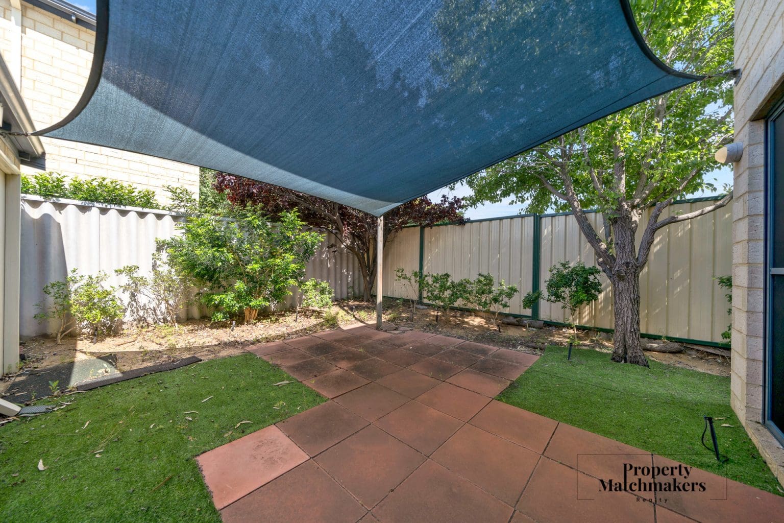 8/2 Bortolo Drive, Greenfields, WA 6210 AUS